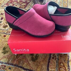 Sanita Women's Vibrant Pink Mules